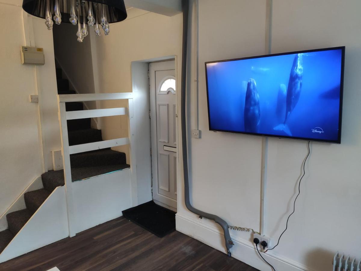 Whitchurch 1 Bedroom Apartment Кардиф Екстериор снимка
