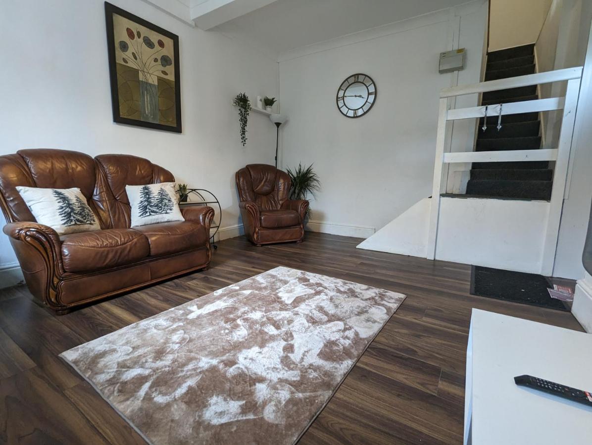 Whitchurch 1 Bedroom Apartment Кардиф Екстериор снимка